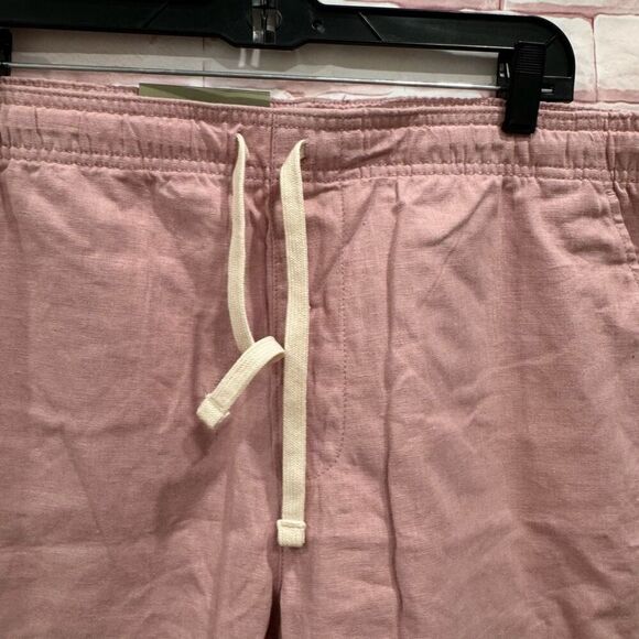 Goodfellow & Co men's pink shorts 8" inseam size large - Picture 3 of 9